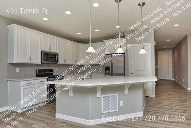 Building Photo - 401 Tippen Pl
