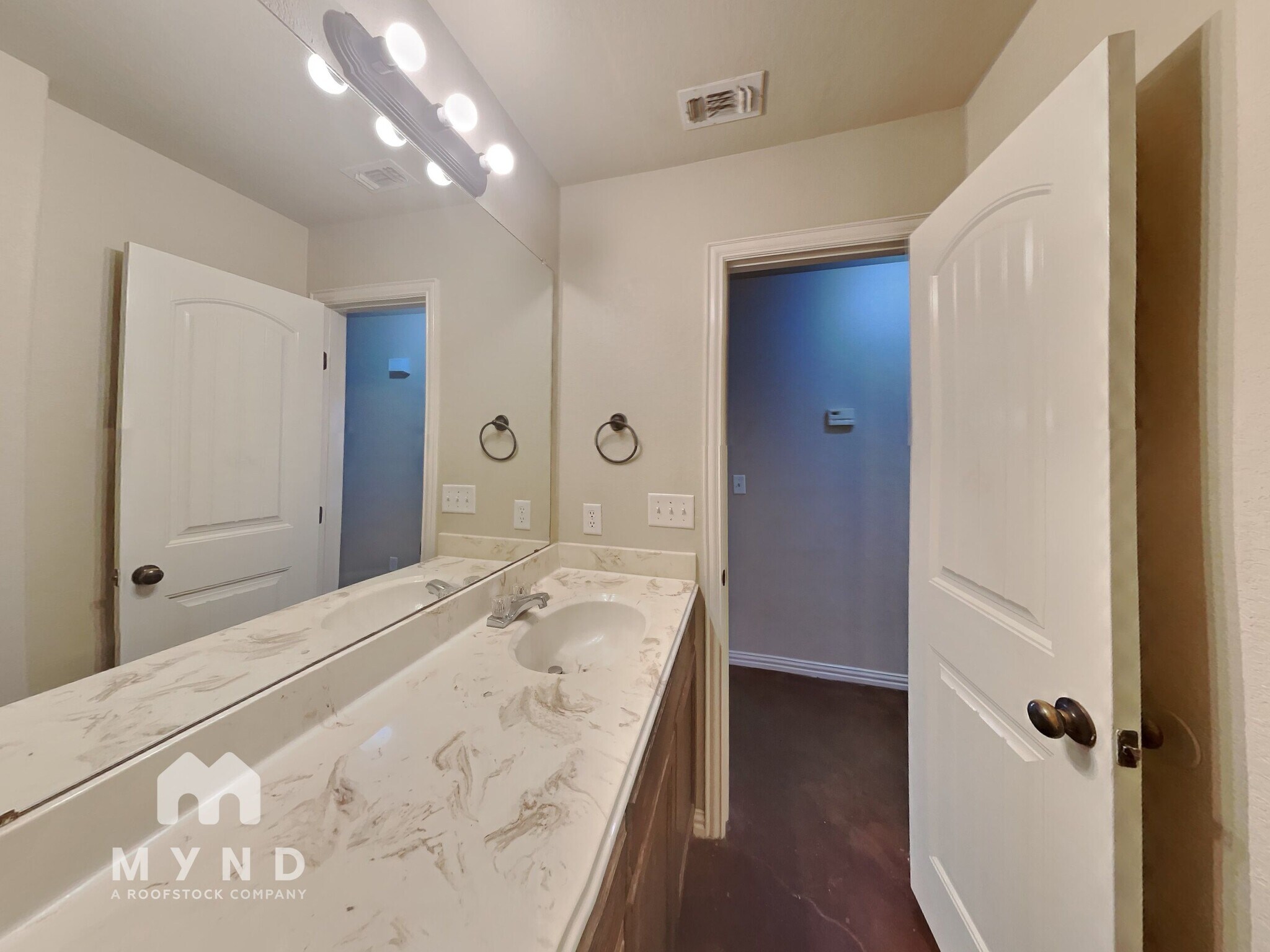 Building Photo - 125 Jolin Ln