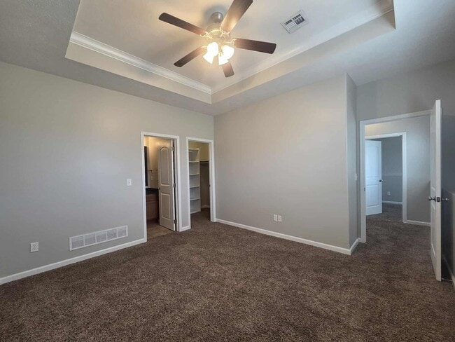 Building Photo - 404 Michaels Court