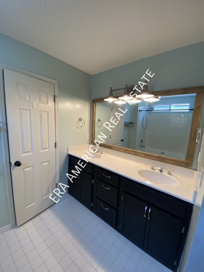 Building Photo - 192 Wright Cir