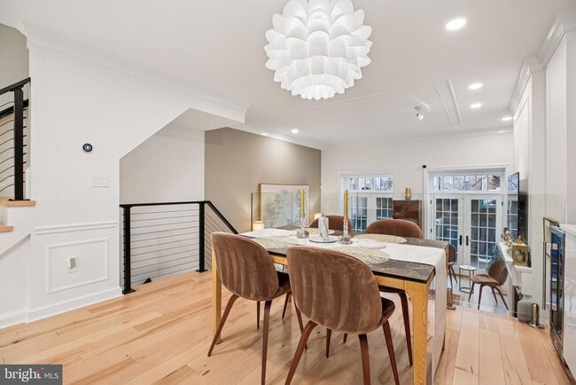 Building Photo - 4353 Westover Pl NW