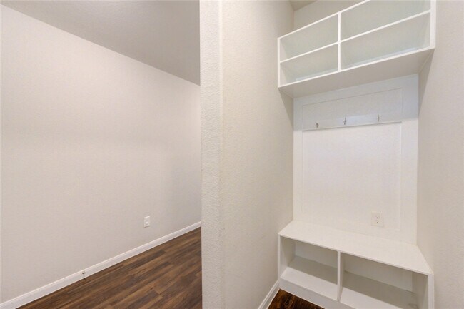 Building Photo - 21414 Hawthorn Harvest Cir