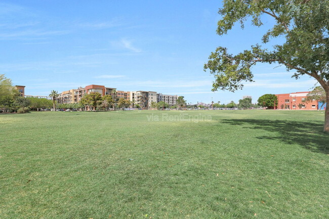 Building Photo - 1130 N 2nd St