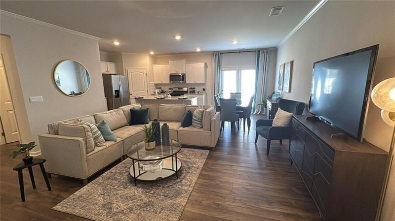 Building Photo - 2605 Poppy Ct