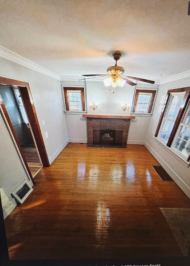 Building Photo - 2512 N Maryland Ave