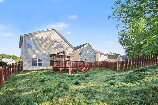 Building Photo - 5518 Stowe Derby Dr