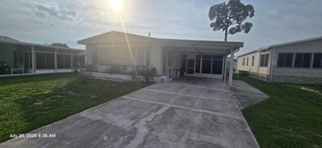 Building Photo - 612 Pine Grove Ct