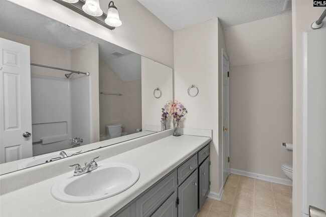 Building Photo - 241 Friarsgate Blvd