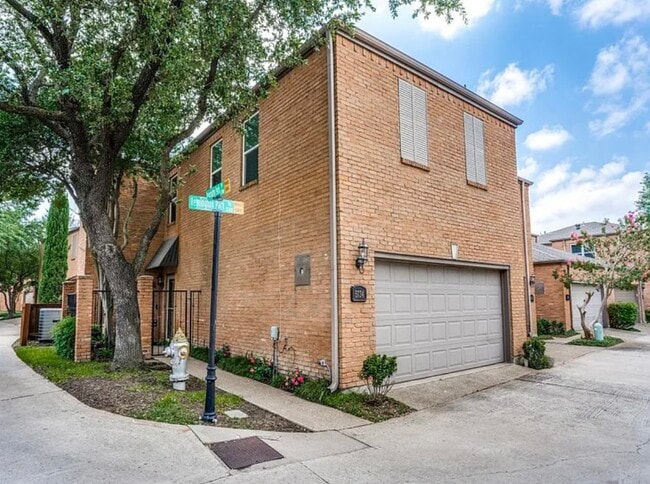 Building Photo - 5734 Remington Park Sq
