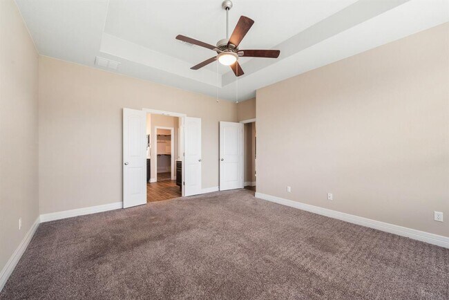 Building Photo - 521 Betony Lp