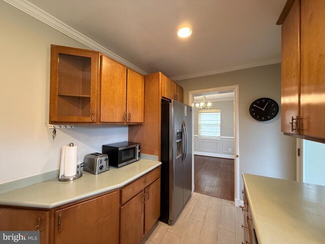 Building Photo - 9709 Saxony Rd