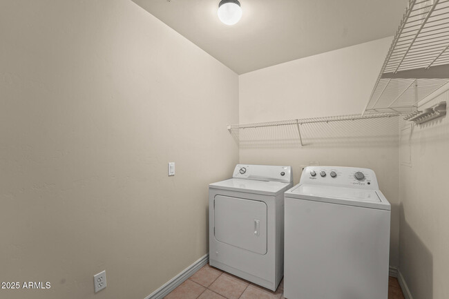 Building Photo - 5350 E Deer Valley Dr