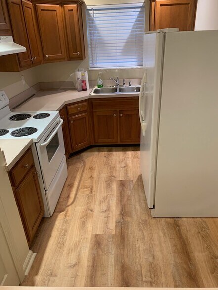 Building Photo - 1146 Northwood Loop