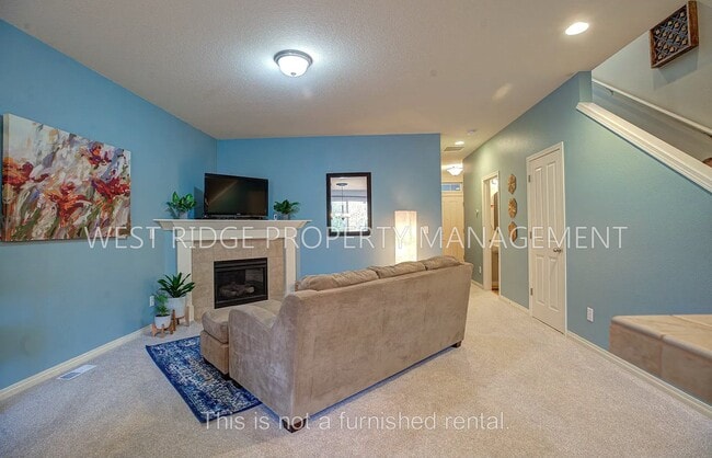 Building Photo - 3072 SE Kingswood Ave