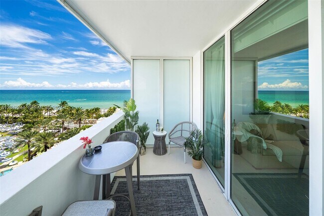 Building Photo - 4391 Collins Ave