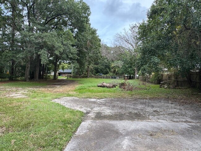 Building Photo - 4450 Englewood Ave