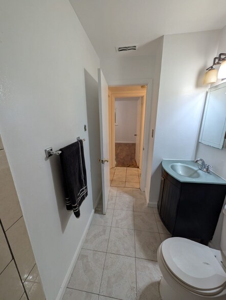 Building Photo - 5551 79th St