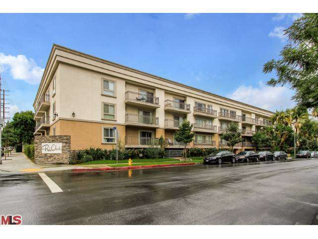 Building Photo - 141 S Clark Dr