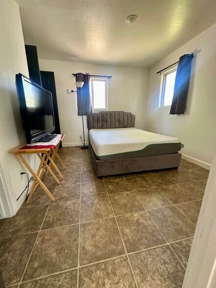 Master Bedroom - 309 N 200 W
