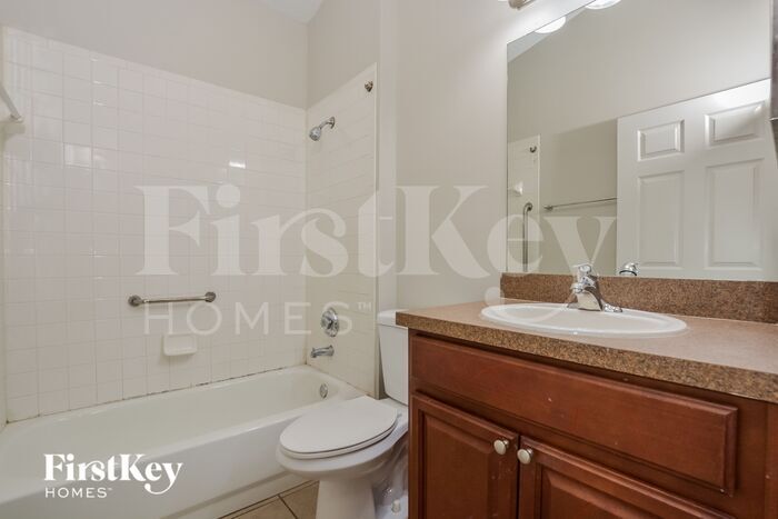 Building Photo - 7452 Little Pond Ct