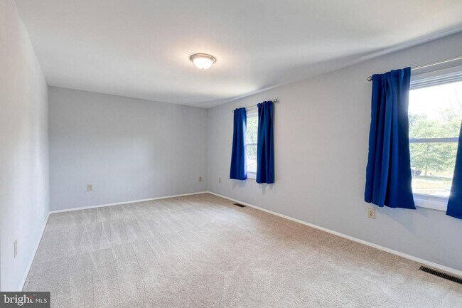 Building Photo - 1099 Snow Hill Ln