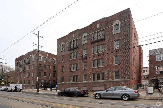 Building Photo - Bernice Arms Apartments - 62 years old +