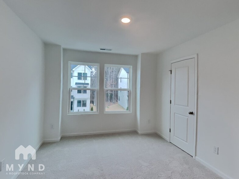 Building Photo - 1506 Crescent Townes Wy