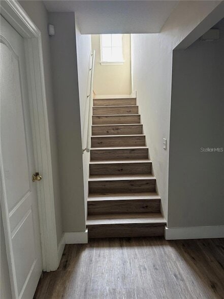 Building Photo - 508 Tracey Dr