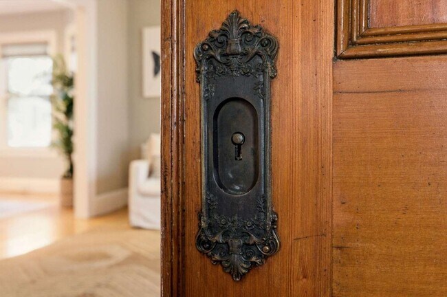 Building Photo - 115 Court St