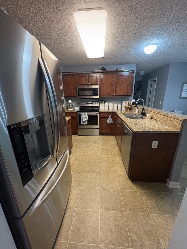 Building Photo - 106 Porter Way