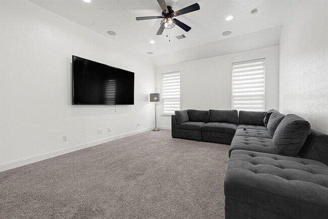 Building Photo - 8126 Lockridge Terrace Ln