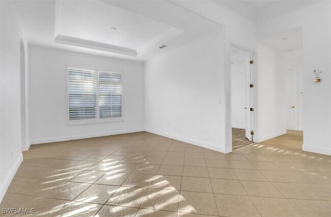 Building Photo - 14077 Lavante Ct