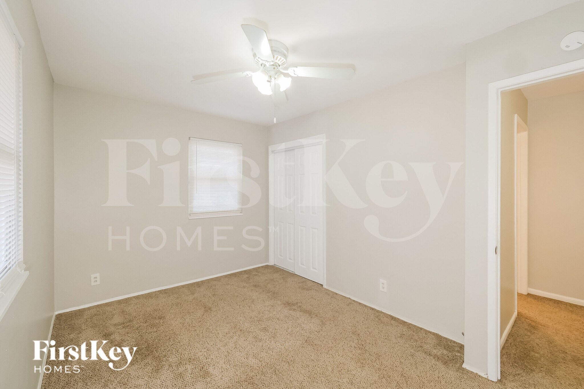 Building Photo - 7912 NE 54th St