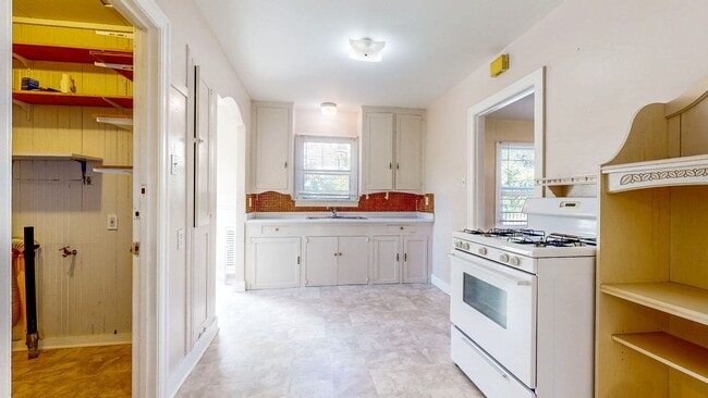 Building Photo - 507 Macklyn Ave