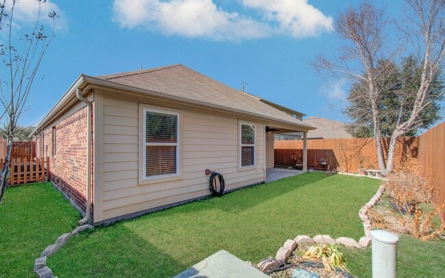 Building Photo - 28971 Birch Green Way