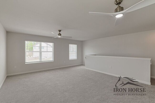 Building Photo - 835 Baker View Ln