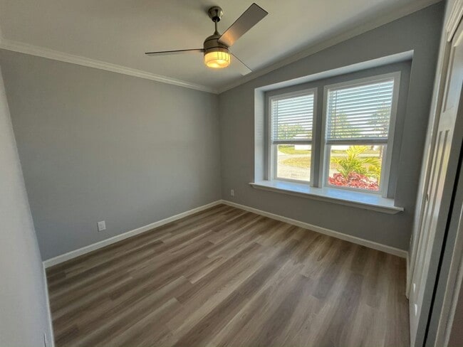 Building Photo - 18 Calypso Cay