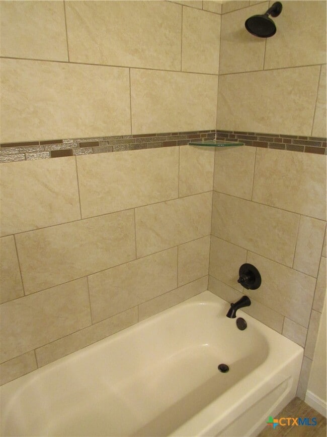 Building Photo - 202 E Avenue H