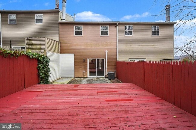 Building Photo - 1280 Fox Run