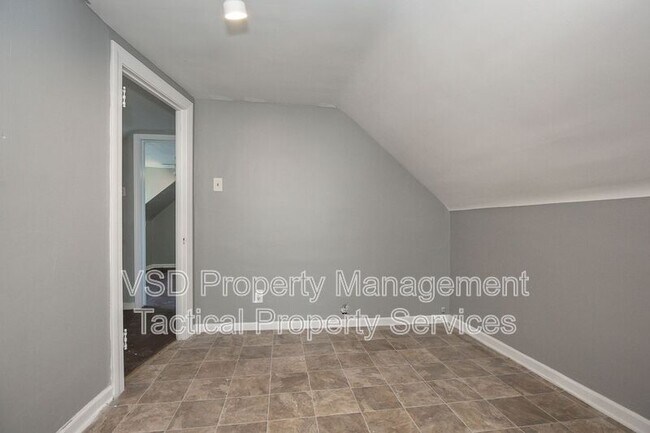 Building Photo - 14717 Milverton Rd
