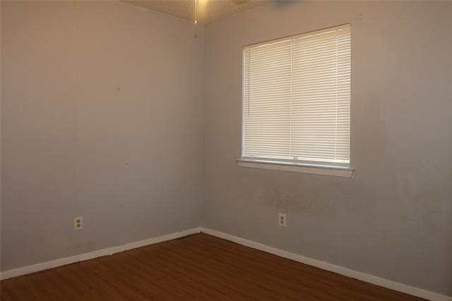 Building Photo - 3939 N Garland Ave