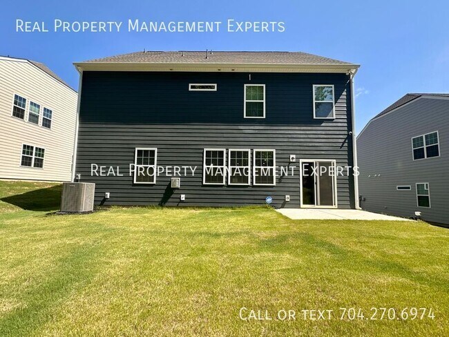 Building Photo - 146 Dogwood Grv Pl