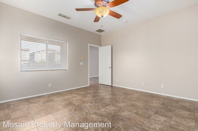 Building Photo - 3 br, 2 bath House - 644 W Oak Tree Lane