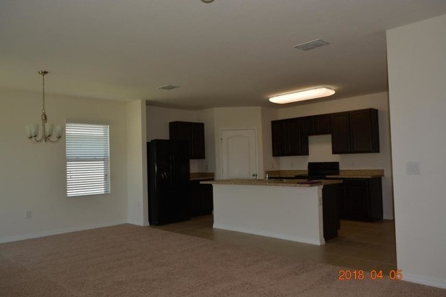 Building Photo - 4206 Roberta Dr