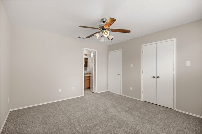 Building Photo - 2619 Chisolm Creek Ct