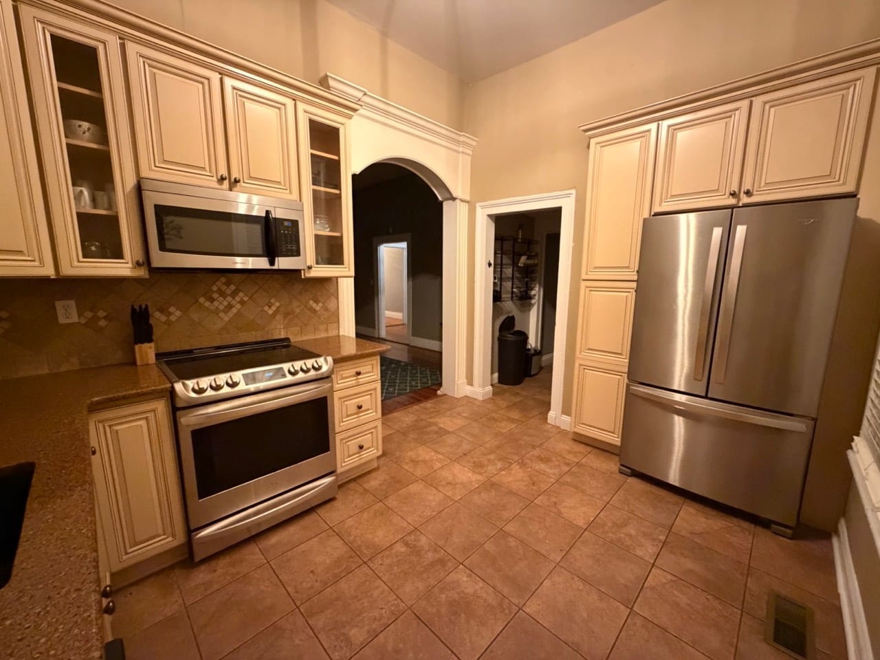 Shared Kitchen - 619 3rd Ave