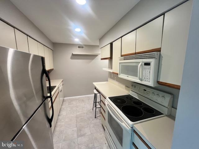 Building Photo - 106B Cypress Point Cir