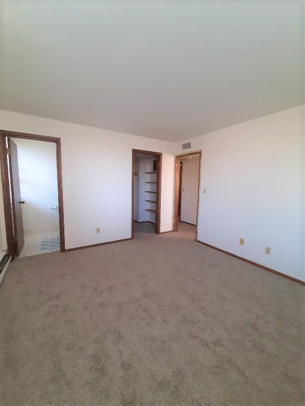 Floorplan - Shorewood East Apartments