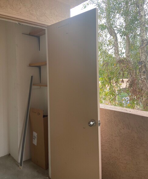 Building Photo - 17161 Alva Rd