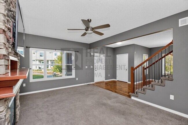 Building Photo - 1651 SW Arlan Dr